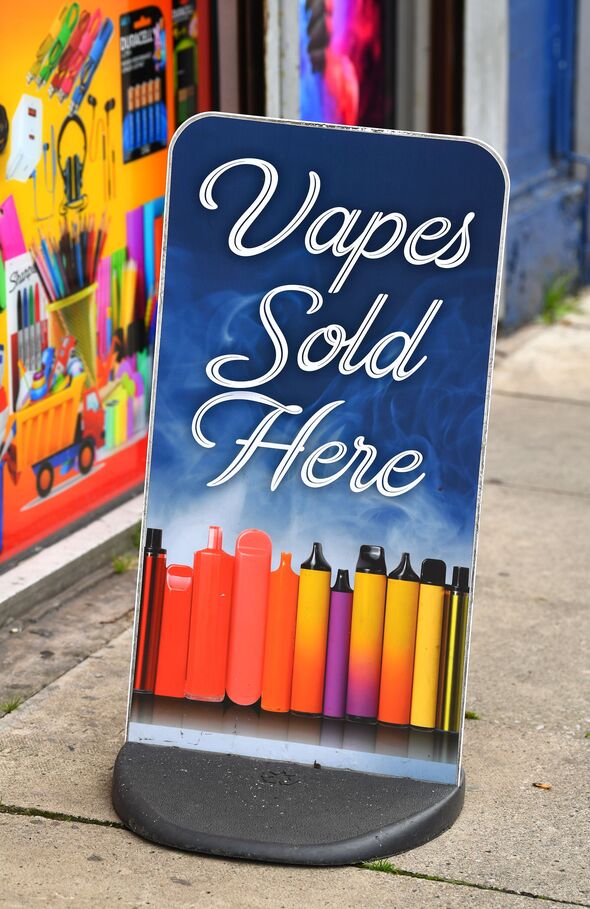 Council and Police raid on illegal vape shop in Allerton.