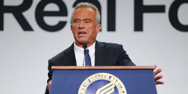 HHS Partners With Medical Schools to Require Nutrition Education