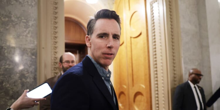 Hawley Introduces Bill to Revoke FDA Approval of Abortion Pill