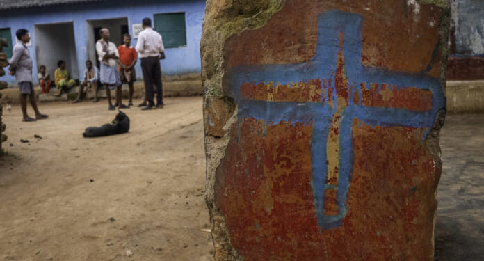 Hindu extremists storm house church, beat pastor unconscious, injure children