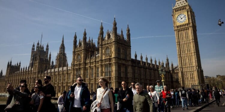 Home Office breaks silence after Iran threatens UK tourist hotspots | UK | News