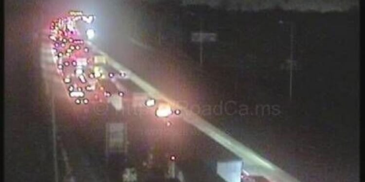 Horror crash involving three lorries shuts busy UK motorway | UK | News