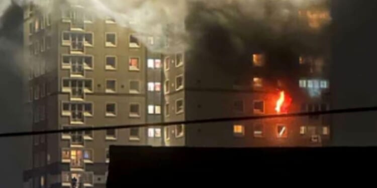 Horror inferno engulfs Motherwell tower block as man dies plunging from burning building | UK | News