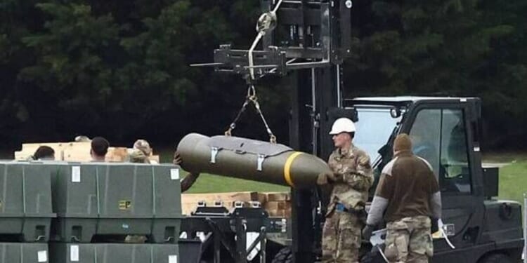 Joint UK-US military base targeted by Iranian ballistic missiles | World | News