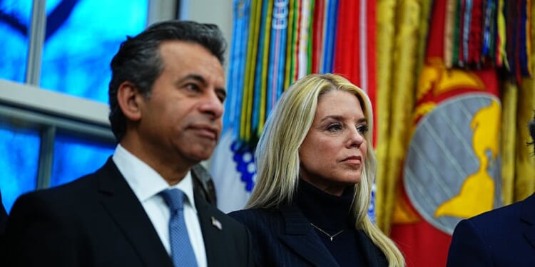 Justice Department Moves To Shut Down Red State Lawsuit Over Abortion Pill