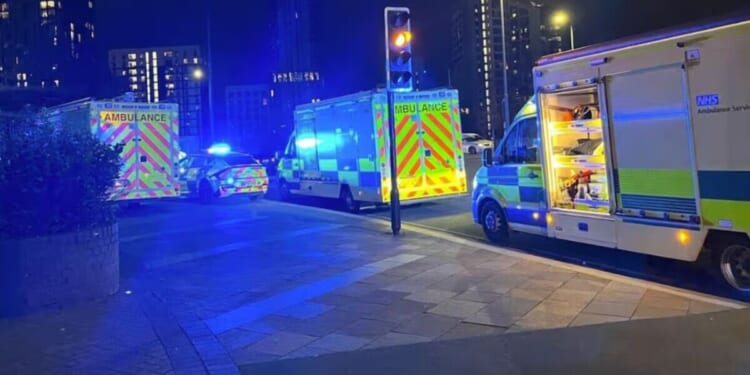 Liverpool emergency RECAP: Police and fire crews swarm as Radisson Blue hotel evacuated | UK | News