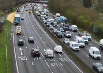 M25 traffic LIVE: Rush hour nightmare as crash sparks closure and long delays | UK | News