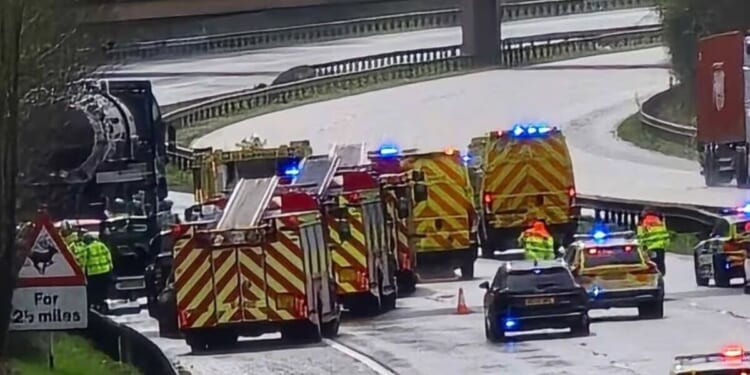 M5 traffic LIVE: Motorway closed in Devon as huge multi-vehicle crash sparks chaos | UK | News