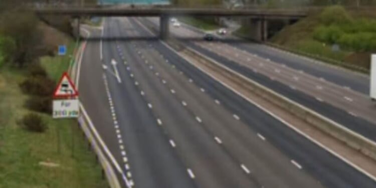 M6 traffic LIVE: 'Serious crash' shuts major motorway for miles | UK | News