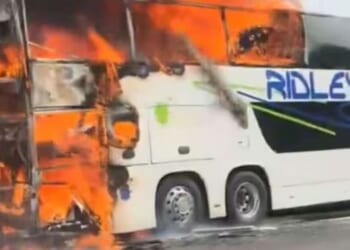 M6 traffic: Toll closed as huge coach fire sparks chaos for fans near Coleshill | UK | News