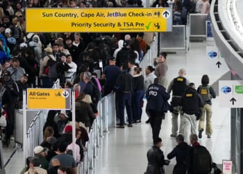 Mobile Billboards at Airports Blame Democrats for Long TSA Lines