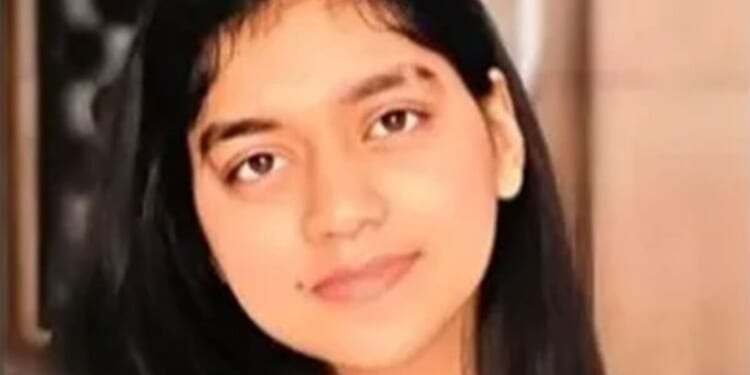 Mum reveals horror moment she found daughter, 19, burned to death in Walmart oven | World | News