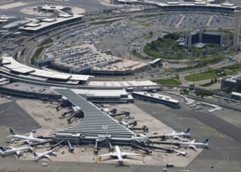 Newark Airport LIVE: New Jersey air hub 'grounds to a halt' after 'fire erupts' | World | News