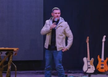 Pastor Greg Locke denies arrest despite booking record