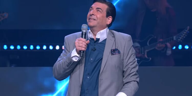 Pastor Hank Kunneman starts travel fund to buy jet after commercial flight delay