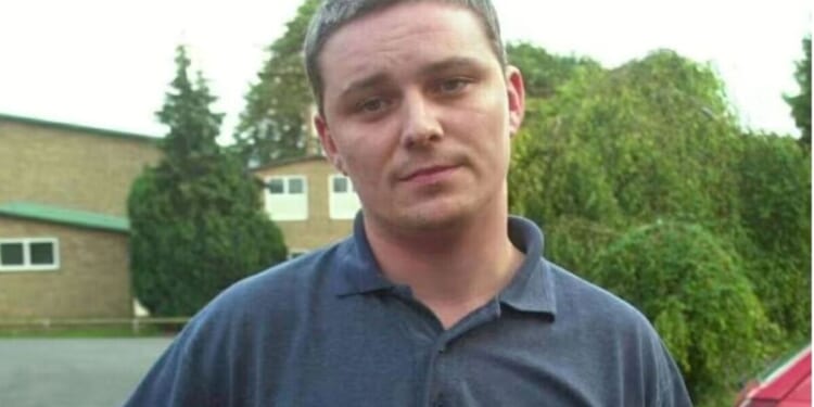 Police issue update on Ian Huntley after prison attack | UK | News