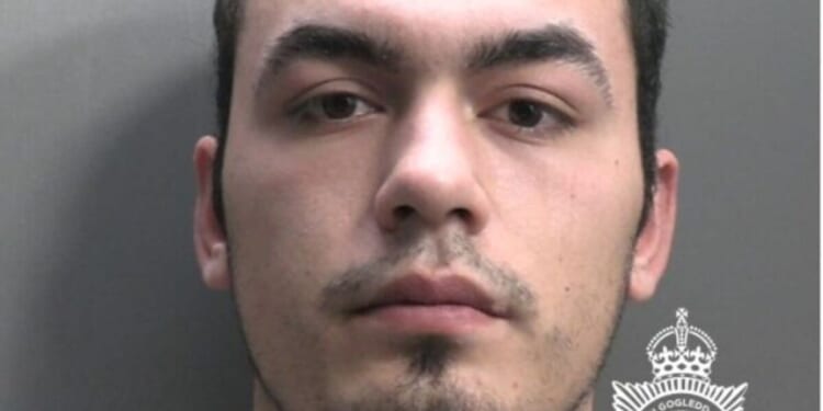 Predator jailed for raping 2 teenage girls while they were asleep | UK | News