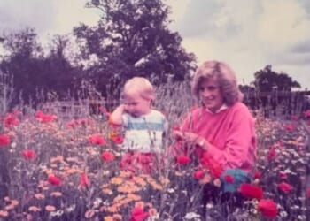 Prince William shares adorable photo of him and Diana to mark Mother's Day | Royal | News