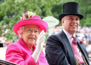 Queen Elizabeth 'did not believe Andrew behaved improperly' | Royal | News