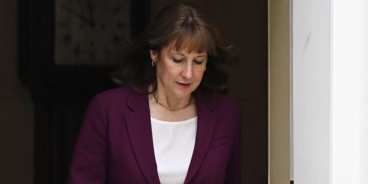 Rachel Reeves set for fresh tax raid or spending cuts as Iran war bites | UK | News