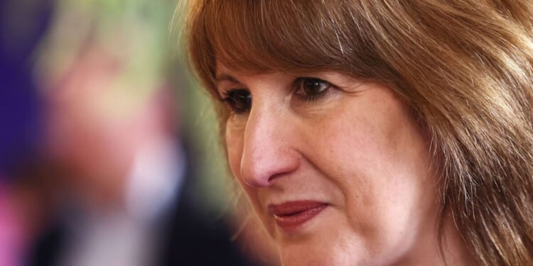 Rachel Reeves ‘will impose another tax raid or increase borrowing’ amid Iran war | Politics | News