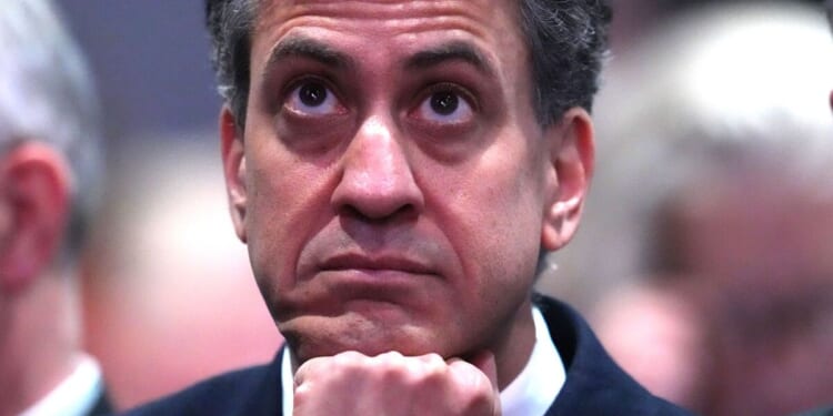 Red Ed's own windfarm backers turn against him over North Sea drilling | UK | News