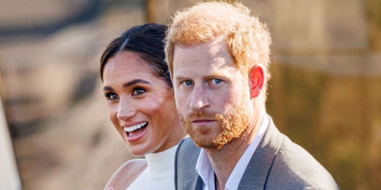 Royal Family LIVE: Harry and Meghan 'in fear' as 'desperate' Fergie 'could spill secrets' | Royal | News