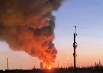 Russia economy meltdown for Putin as refinery goes up in flames | World | News