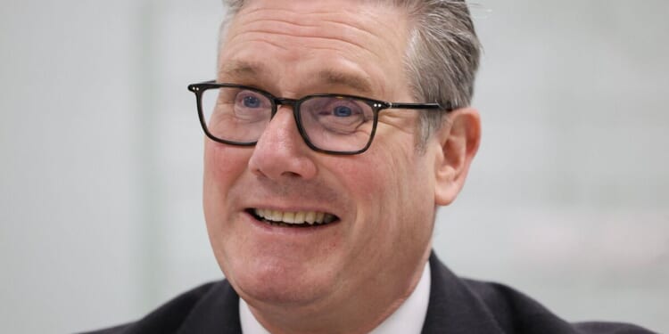 Starmer insults Trump again by refusing to help our closest ally | UK | News