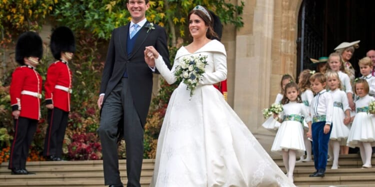 The one senior royal missing from Princess Eugenie's wedding | Royal | News