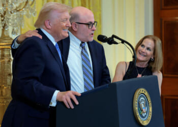 Trump defends Zionist neocon Mark Levin against criticism from Tucker Carlson, Megyn Kelly