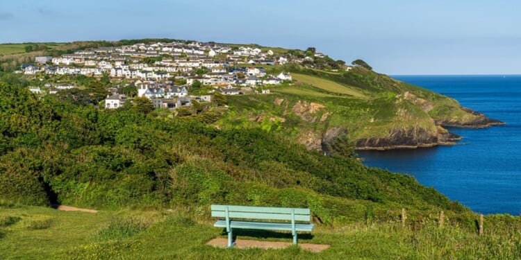 Vicar’s legacy buys a stretch of Cornish coast for the National Trust