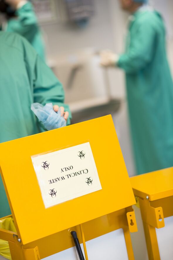 £billions wasted in NHS black hole