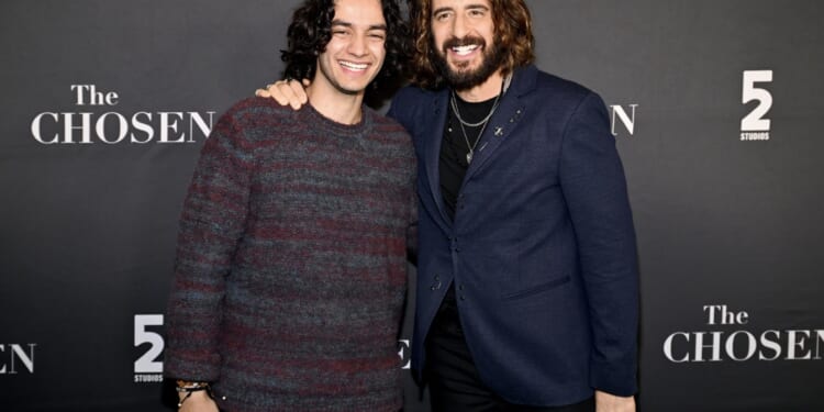 ‘The Chosen’ stars look ahead to ‘bittersweet’ final chapter as ChosenCon draws over 4,500 fans