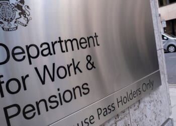 DWP claimants need to prepare for benefit 'gap' after Easter | Personal Finance | Finance