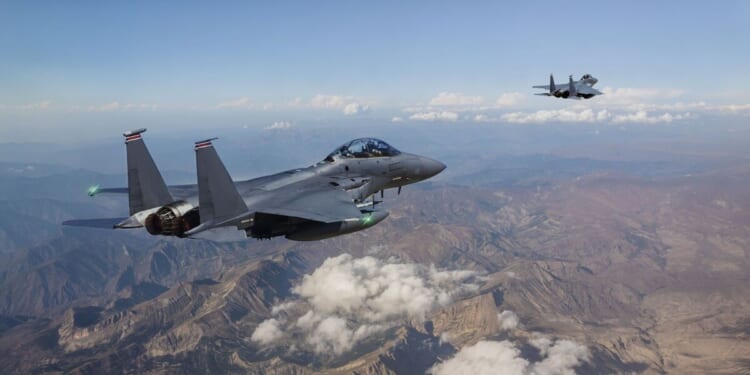 US jet pilot shot down in Iran 'now in crucial race against time' | World | News