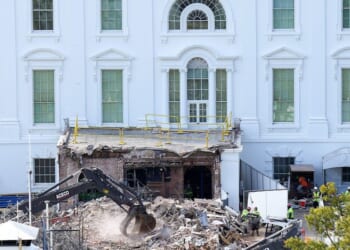 Donald Trump officials warn halting $400m White House expansion is threat to national security