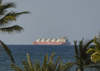 Iran threatens ‘severe’ consequences for US military vessels daring to pass Strait of Hormuz after breakdown of peace talks