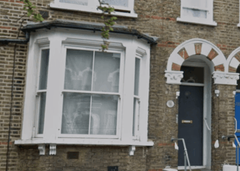 Houses in Hampstead covered with red paint in suspected foreign gang attack