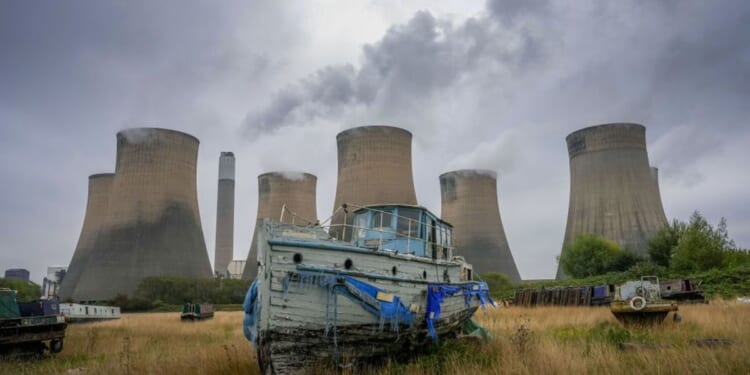 'Stonehenge of the Carbon Age' to be demolished in just months as critics mourn Britain’s industrial decline