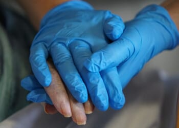 Woman who fraudulently claimed £30K in benefits allowed to keep care sector job