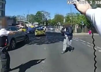 Police bodycam footage shows terror suspect arrest as he tries to 'stab police' | UK | News