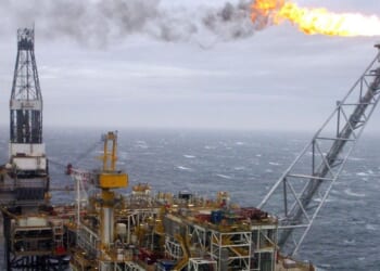 Thousands of offshore oil jobs lost in just one year, damning new figures show