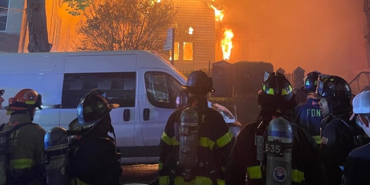 6 firefighters injured as massive fire sweeps historic NYC church