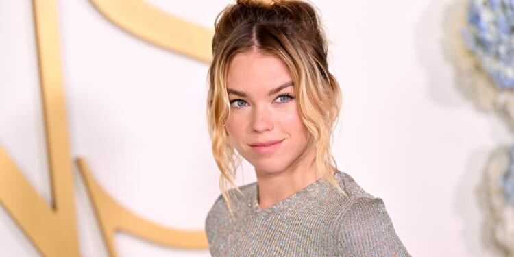 Another ‘Snow White’? Superhero Star Blames Misogyny For Nonexistent Problems