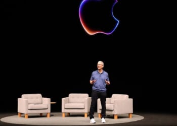 Apple CEO Tim Cook Steps Down, Replacement Already Named