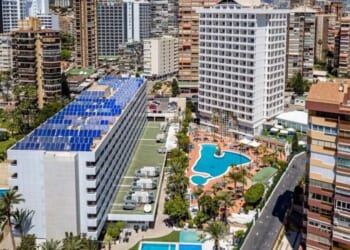 Benidorm hotel horror as 7 injured after roof collapses | World | News