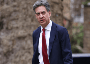 Ed Miliband to green light first major North Sea gas field in a decade amid mounting pressure