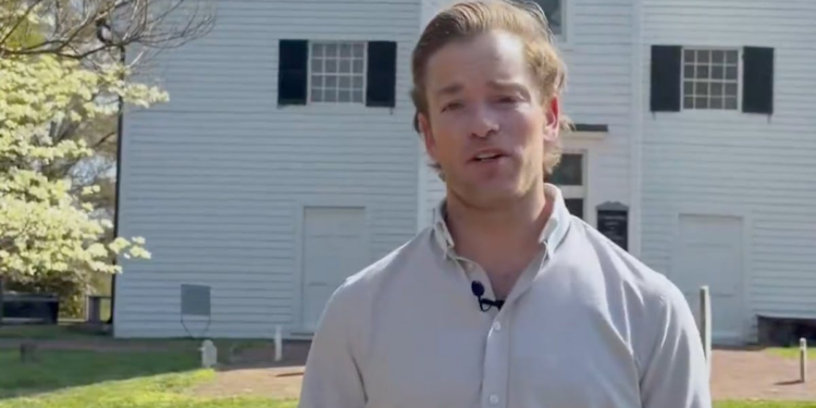 Failed ‘F*ckboy Island’ Contestant Launches Senate Bid