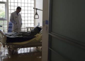 Family facing manslaughter charges in assisted suicide case highlights 'inherent dangers,' nurse says